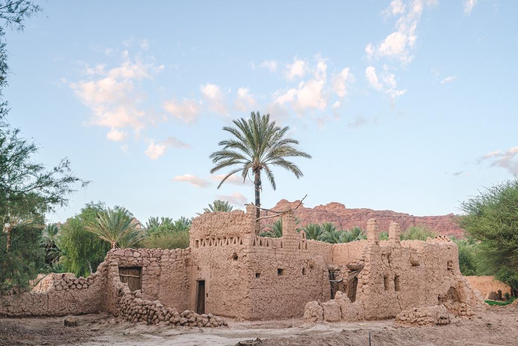 Dans le cadre du projet multidisciplinaire UCOP, qui vise à comprendre l’histoire de l’oasis d’AlUla, l’analyse du patrimoine bâti vernaculaire occupe une place centrale.