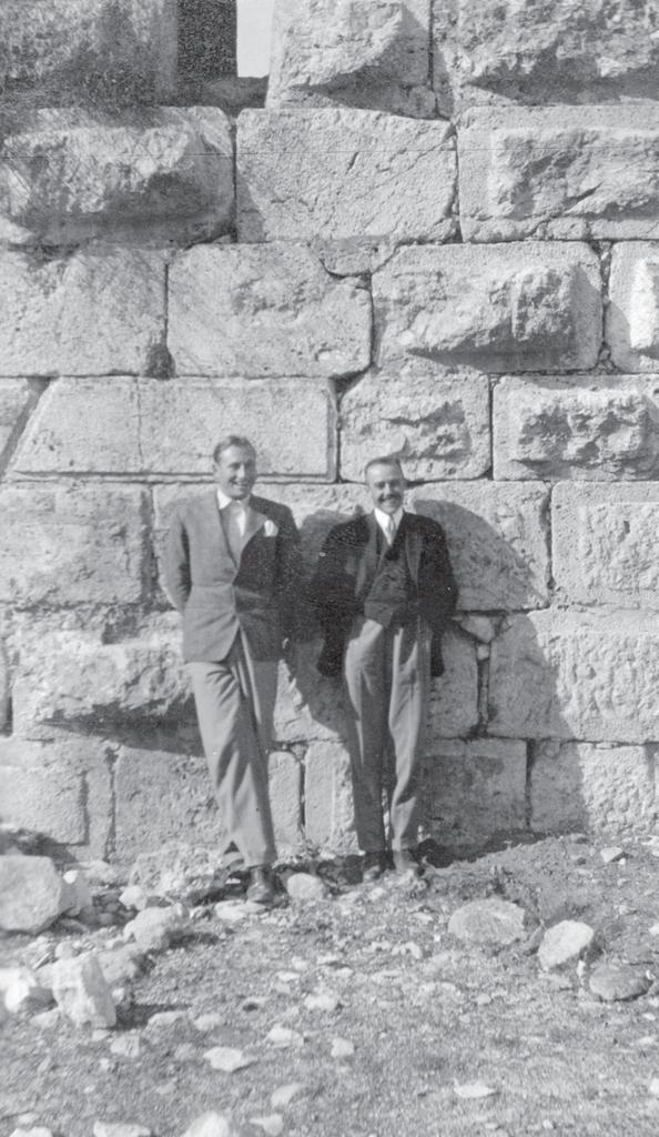 Daniel Schlumberger et Henri Seyrig à Baalbek, années 1930. Archives Famille Schlumberger.