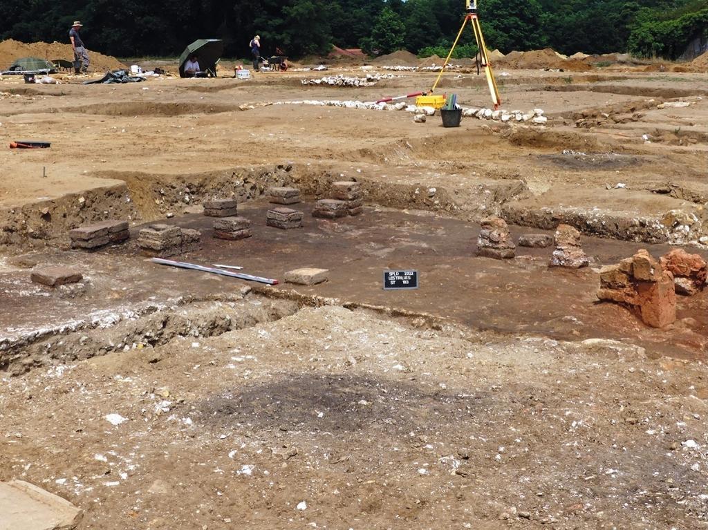 Salle des thermes chauffée par hypocauste par le sol sur pilettes en terre cuite.