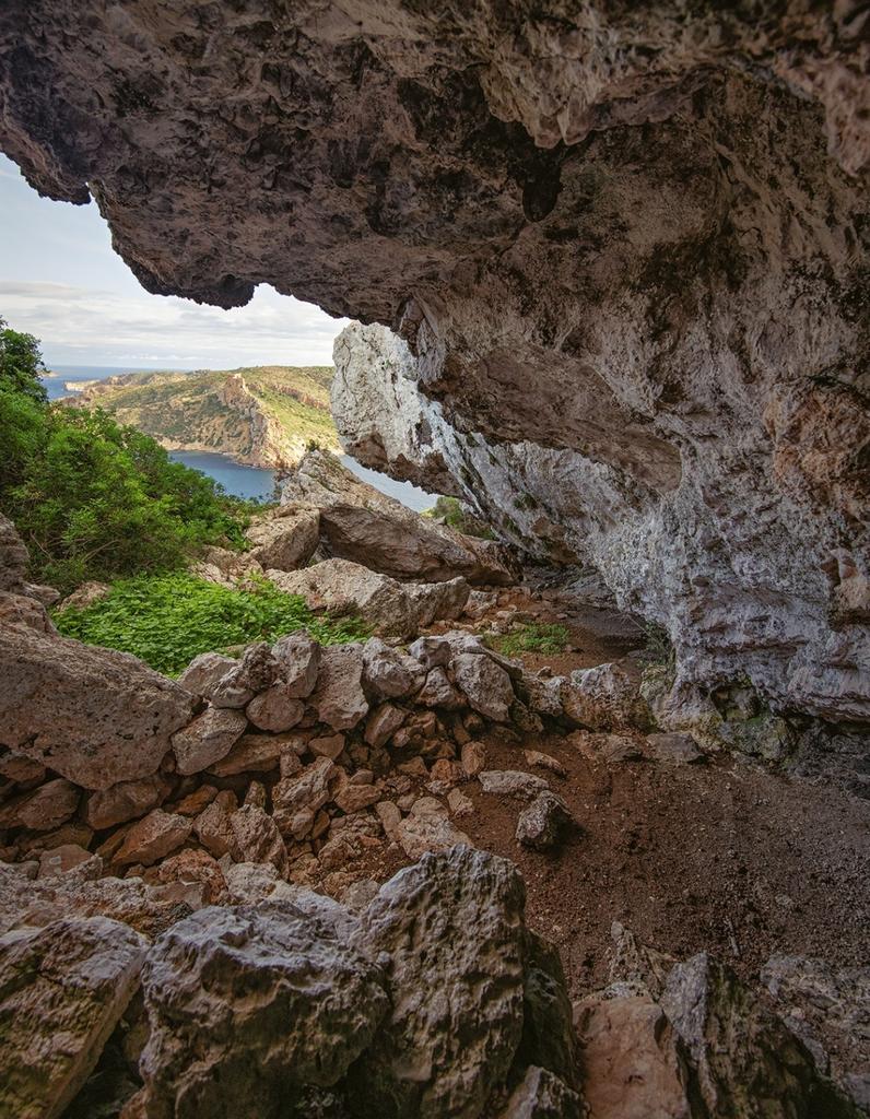 Habitat troglodytique des captifs.