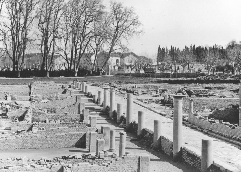 Vue de la « rue des Boutiques », photo du milieu des années 1930. Fonds Joseph Sautel.