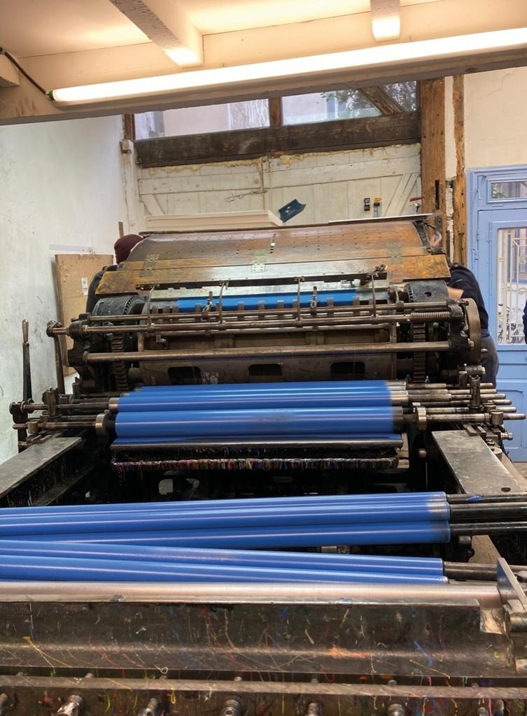 Presse lithographique électrique de l’atelier À Fleur de Pierre.