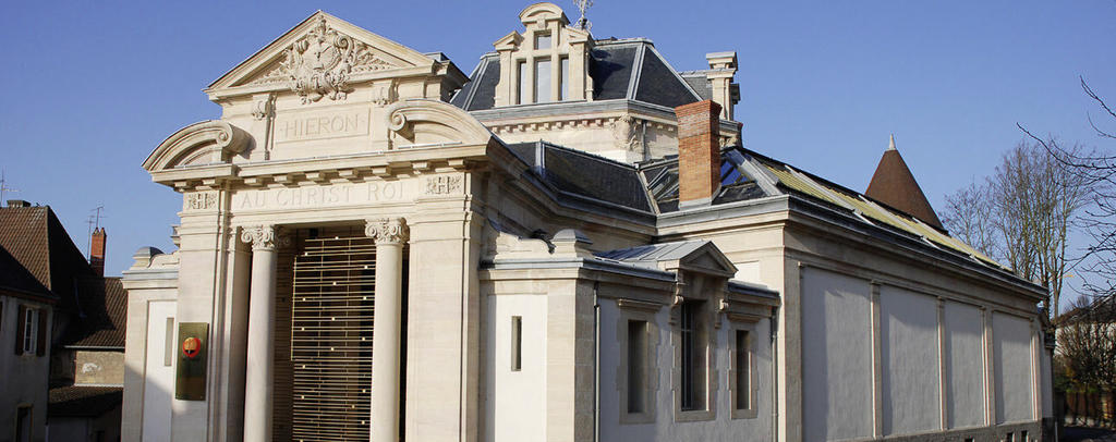 Vue extérieure du musée du Hiéron à Paray-le-Monial. 