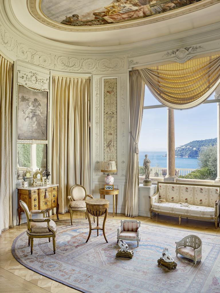 La chambre de la baronne Béatrice Ephrussi. 