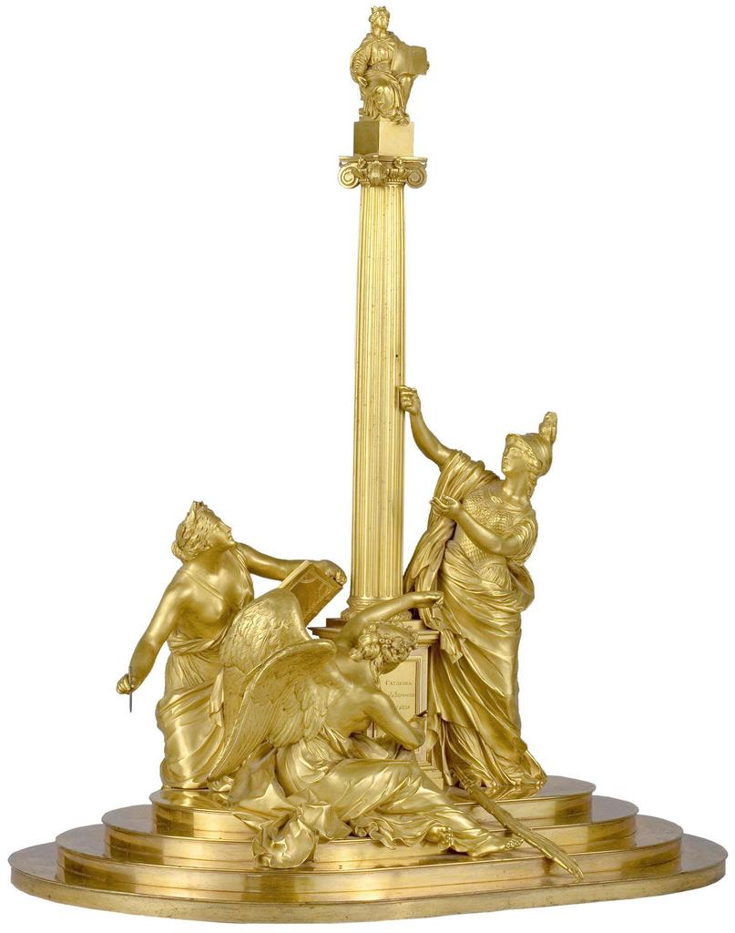 Attribué à Louis-Simon Boizot (1743-1809), groupe des Lois représentant Minerve, l’Immortalité et l’Histoire ; la figuredes Lois ciselée nommément parDamerat. Bronze doré, 62 x 50 x 33 cm. Paris, musée du Louvre.