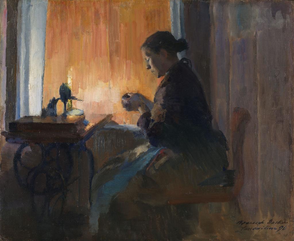 Harriet Backer, Femme cousant à la lueur de la lampe, 1890. Huile sur toile collée sur panneau de bois, 37 x 44,1 cm. Oslo, National Museum.