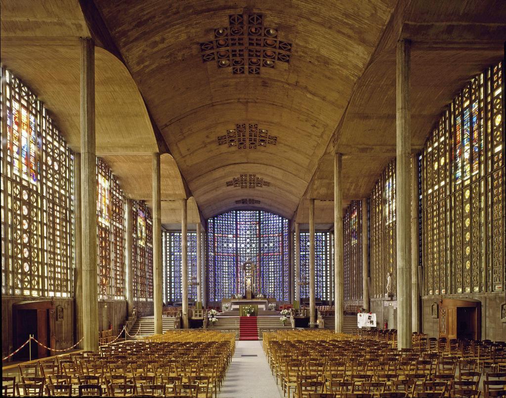 L’église Notre-Dame au Raincy, Seine-Saint-Denis (1922-1923). 