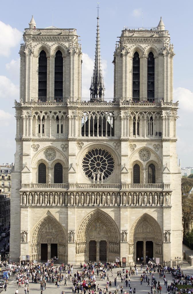 La façade occidentale.