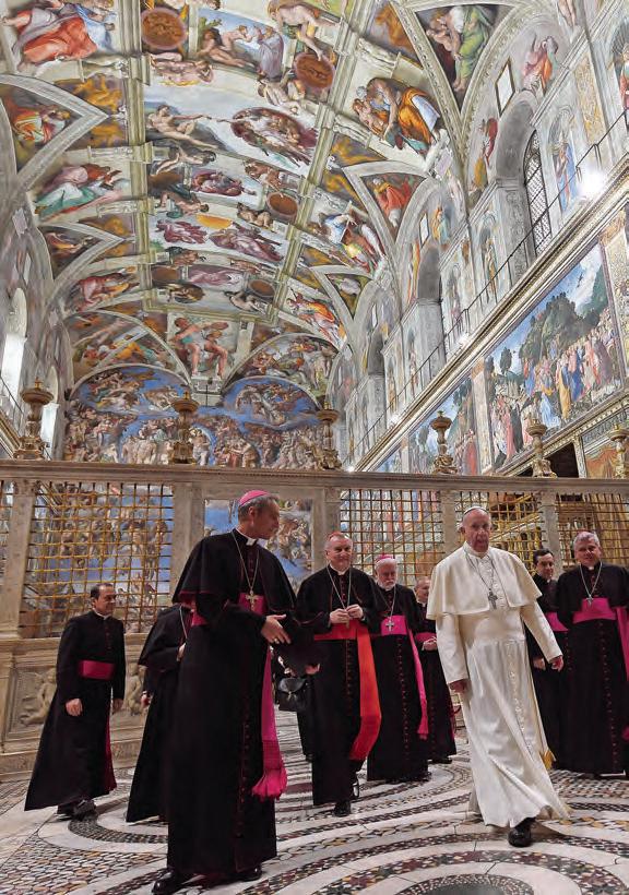 Le pape François et ses cardinaux dans la chapelle Sixtine.