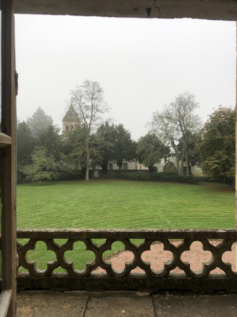 Vue sur la campagne bourguignonne, par temps brumeux, depuis le cabinet de travail d’Alphonse de Lamartine.