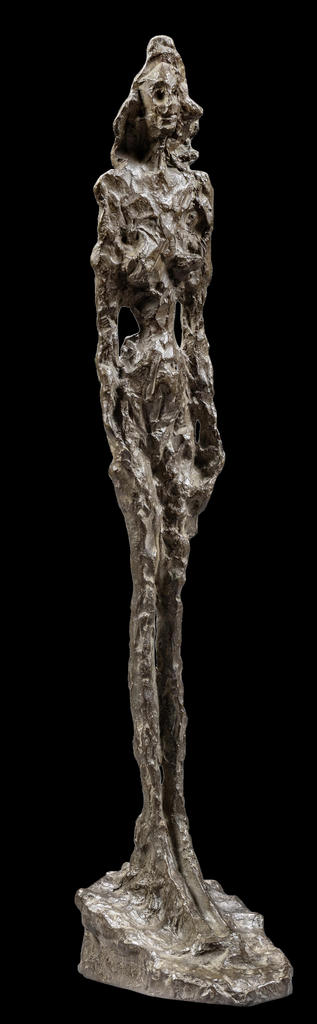 Alberto Giacometti (1901-1966), Femme debout, vers 1952. Bronze, H. 58,8 cm. Estimé : 2,5/4 M€.
