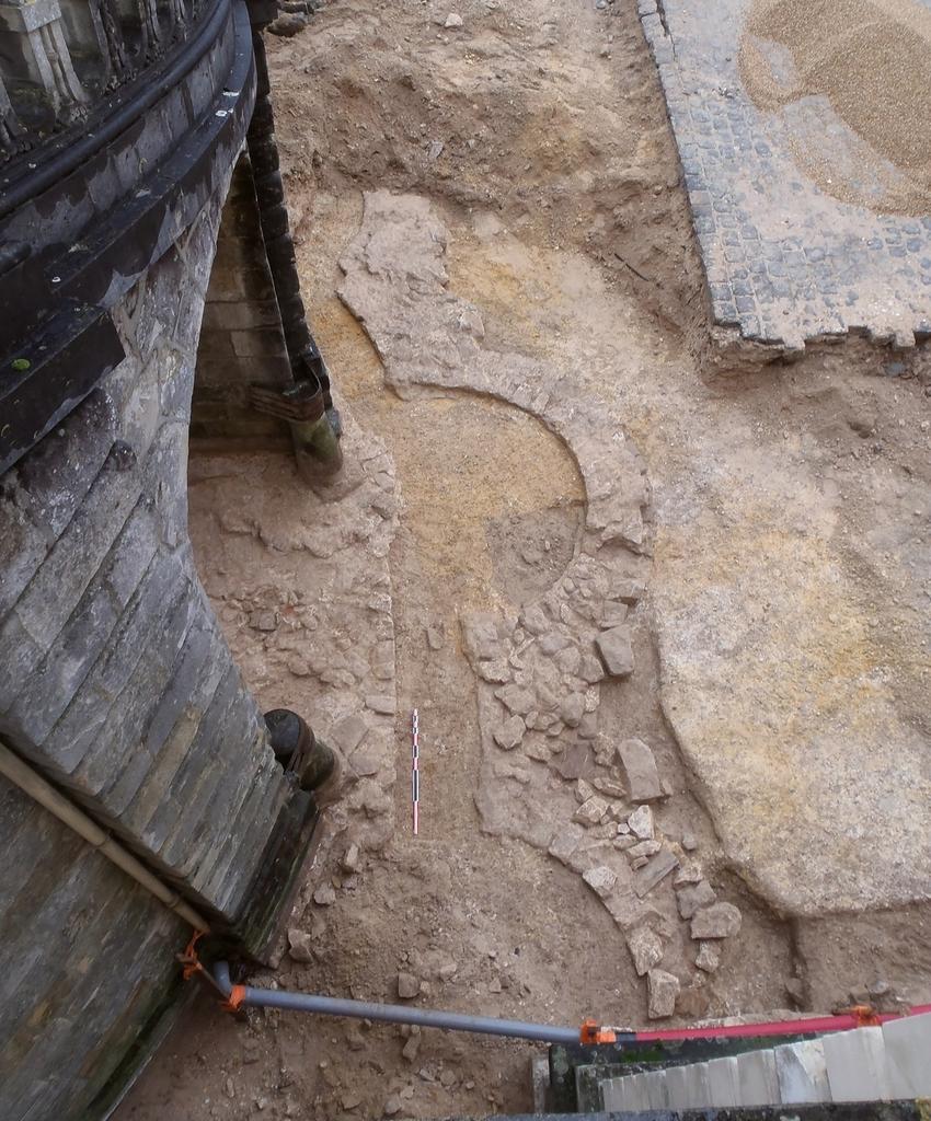 Vue zénithale des absides nord fortifiées de l’escalier Philibert Delorme.