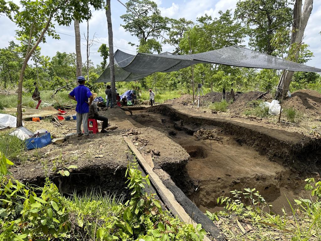 Fouille d’ateliers de réduction de minerai de cuivre dans la région de Chhaep, province de Preah Vihear, Cambodge. Avril-mai 2023.