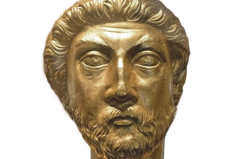 Buste en or d'Avenches qui représenterait Tétricus Ier (détail).