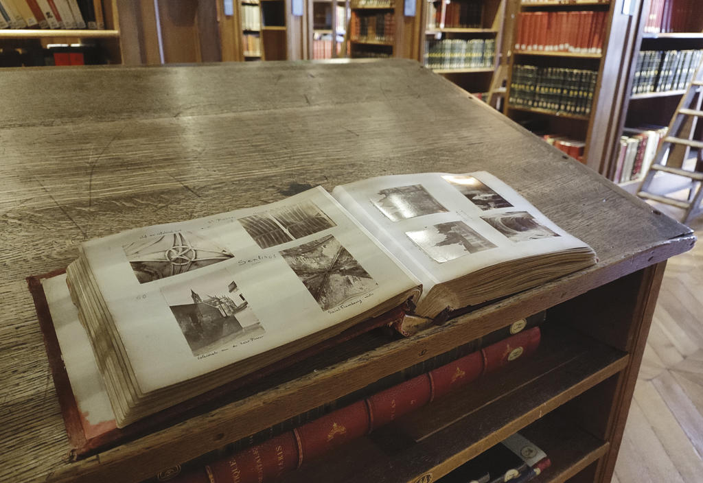 Jacques de Dampierre (1874-1947), [Promenades archéologiques], album de 195 photographies, vers 1900. Bibliothèque de l’École nationale des chartes, 4R127. Achat à la librairie Denis Canguilhem, 2024.