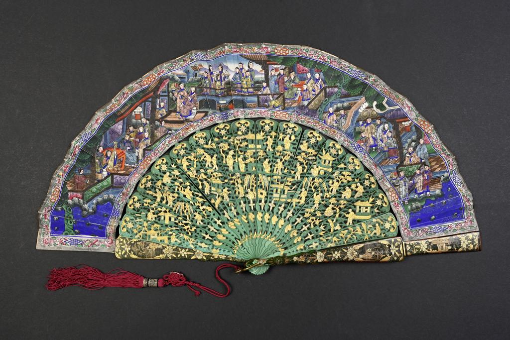 Chine, XIXe siècle. Éventail plié en papier peint, H. (ouvert) 28,5 cm. Vente Paris Drouot, Coutau-Bégarie & Associés, 28 février 2025. Expert : Georgina Letourmy-Bordier. Estimé : 600/800 €. Adjugé : 3 250 € (frais inclus).