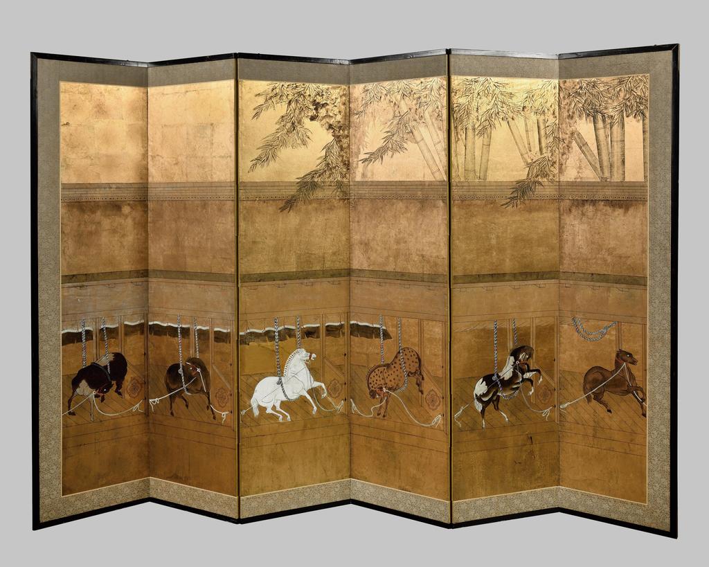 Japon, fin de la période Edo – début de la période Meiji, vers 1850-1880. Paravent à six feuilles à décor peint sur papier, 182 x 46 cm pour une feuille. Vente Fontainebleau, Osenat, 1er mars 2025. Experts : cabinet Ansas, Papillon, de Léry. Estimé : 1 500/2 000 €. Adjugé : 4 536 € (frais inclus).
