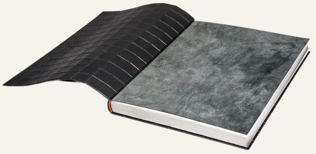 Paul van Capelleveen, De complete verzameling - Notities over het einde van boekencollecties, 2016, Amsterdam, éditions De Buitenkant. Reliure de Benjamin Elbel. Collection du relieur. 