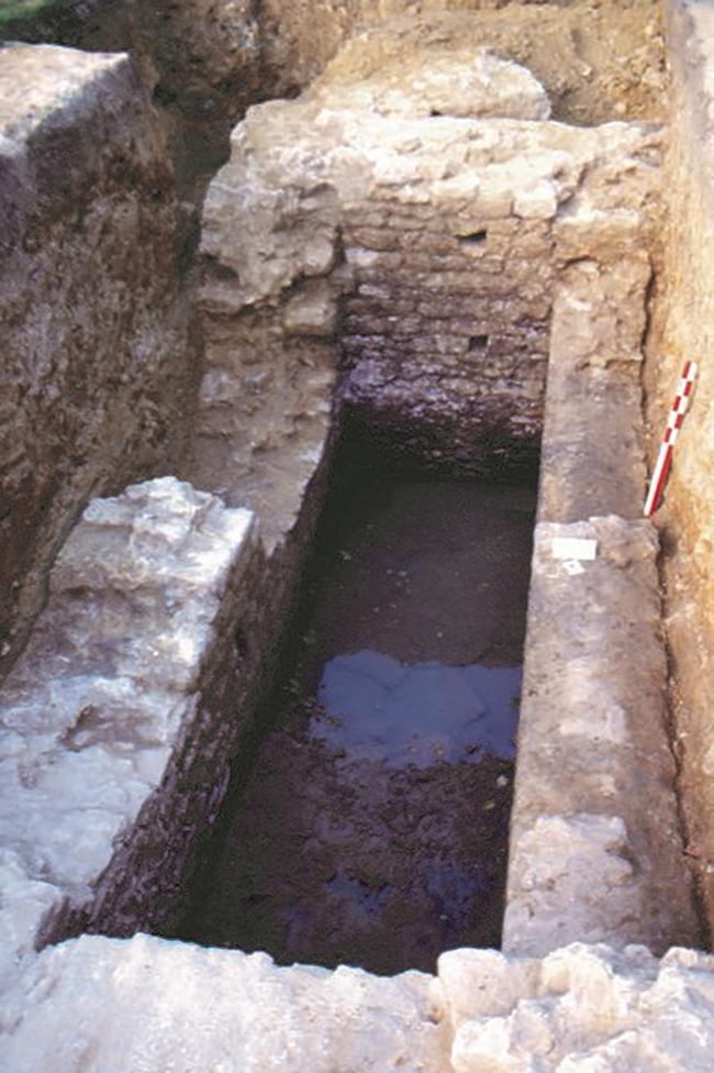 La fosse d’aisances du 2e pavillon du Levant en 1992.