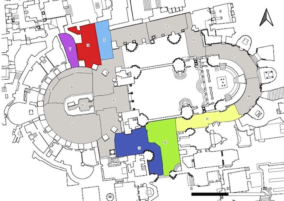 Les zones de la basilique actuellement à l’étude : en gris les zones fouillées en 2022‑2023, en couleur les zones en cours d’étude en 2024. 