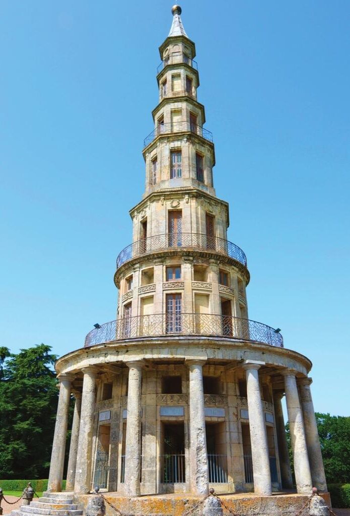 La pagode de Chanteloup à Amboise (Indre-et-Loire).