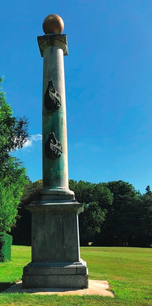 La colonne rostrale.