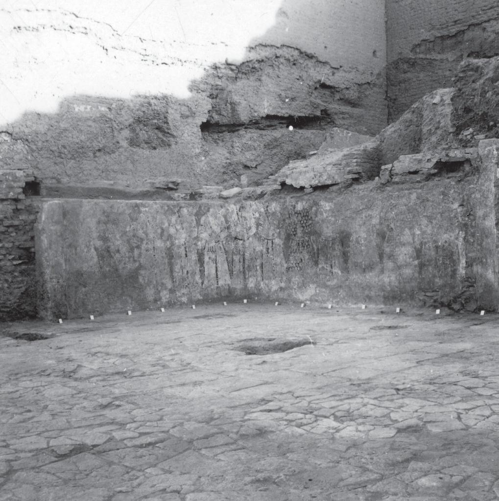 Peintures murales représentant des dignitaires à Lashkari Bazar. Palais Sud. Photographie mission Daniel Schlumberger (1949-1951). Paris, MNAGG, archives photographiques, D-632.