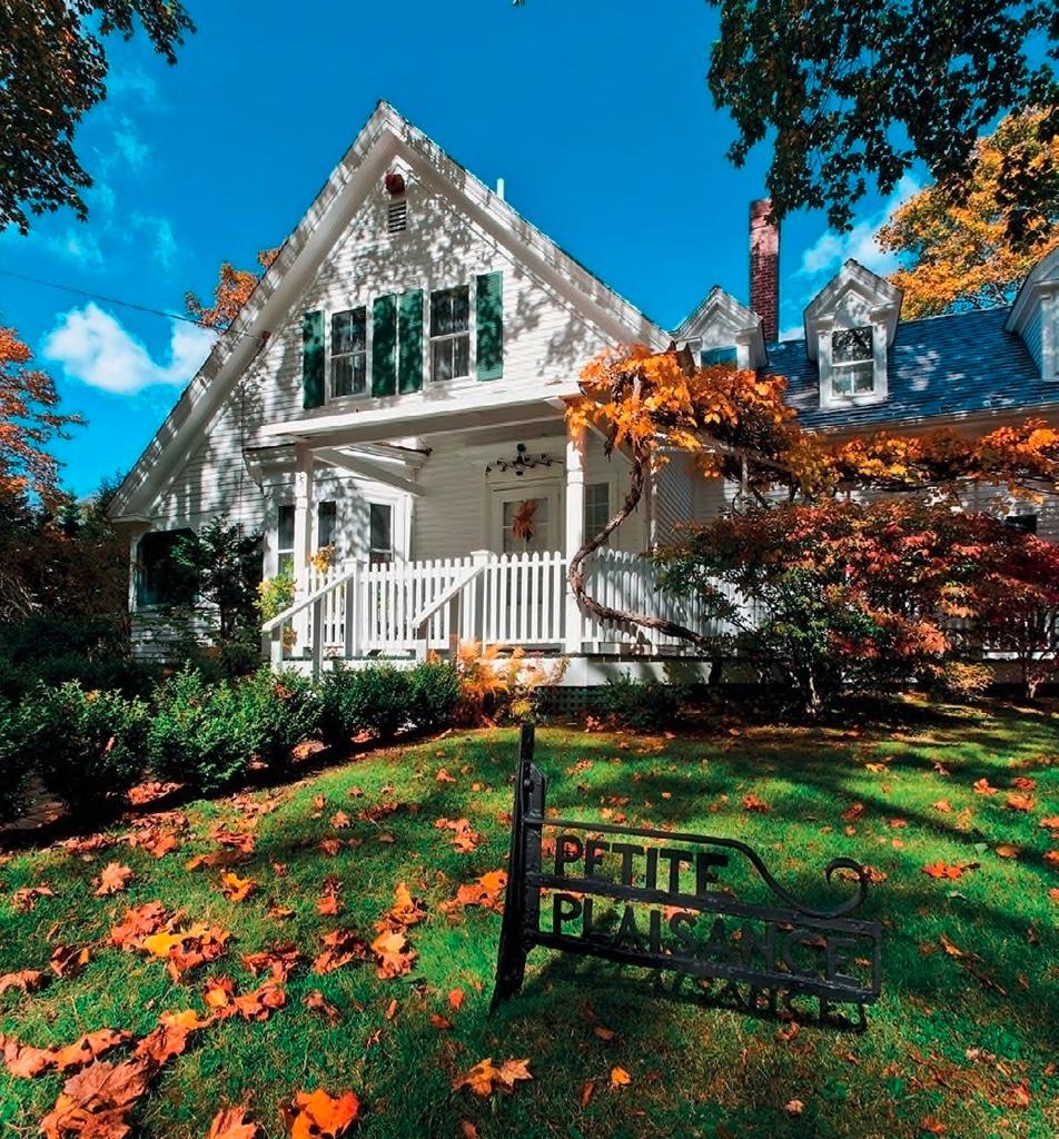 Vue extérieure de Petite Plaisance, demeure de Marguerite Yourcenar.