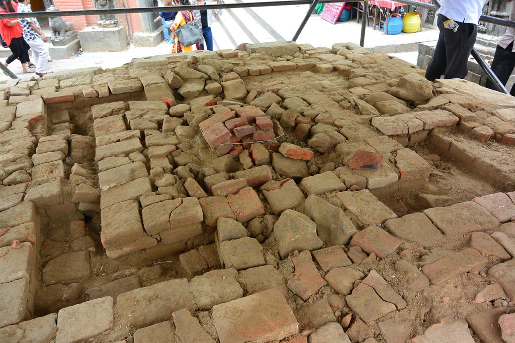 La structure interne du Stupa aux Multiples Portes Auspicieuses, en forme de mandala.