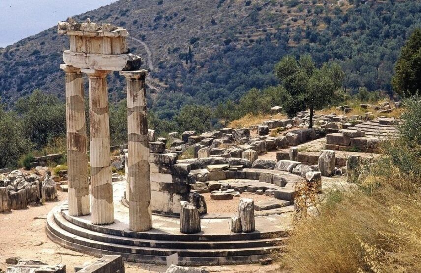 La tholos de Delphes.