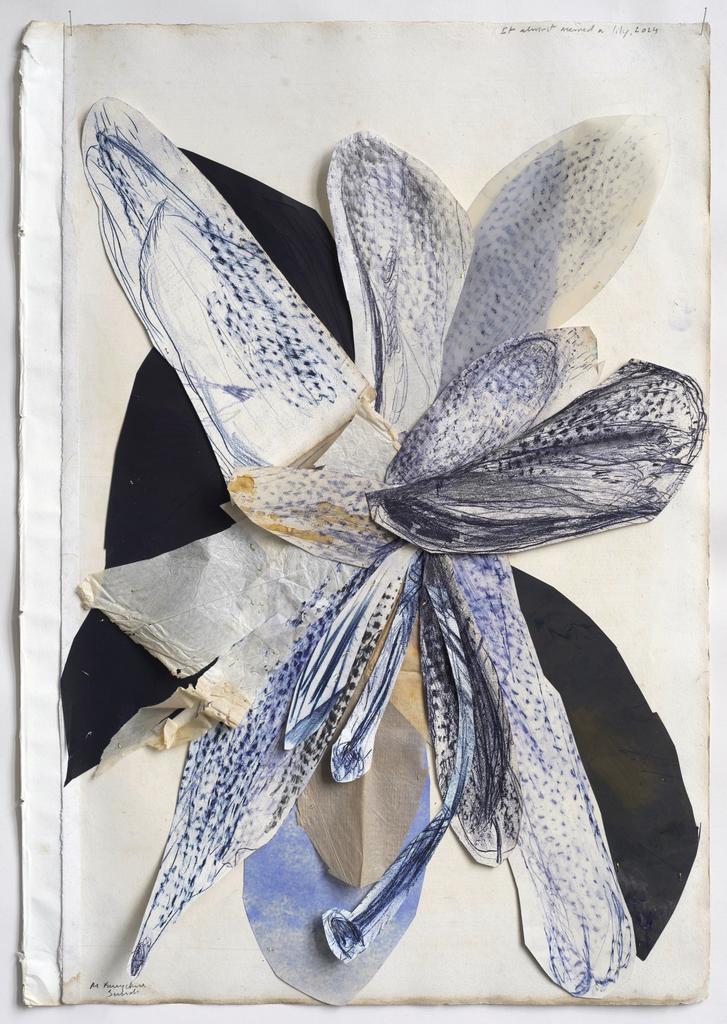 Berlinde De Bruyckere, It almost seemed a lily, 2024. Papiers trouvés, papiers carbone, fil d’or sur papier. Courtesy Hauser & Wirth.