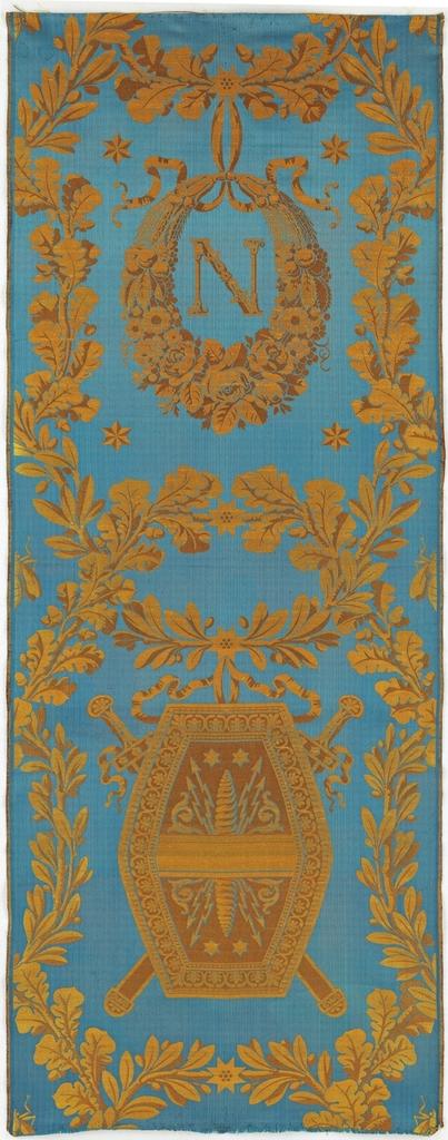 Grand Frères, dessin attribué à Alexandre-Théodore Brongniart, lé de tenture du premier salon de l’Empereur au palais de Meudon, 1808. Damas de soie, 140 x 54 cm. Paris, Mobilier national.