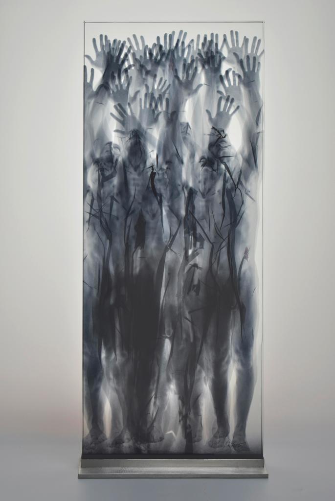 Michal Macku (né en 1963), Glass Gellage #XLIX, 1/9, 2021. Verre, pigment ; impression carbone sur le verre. 