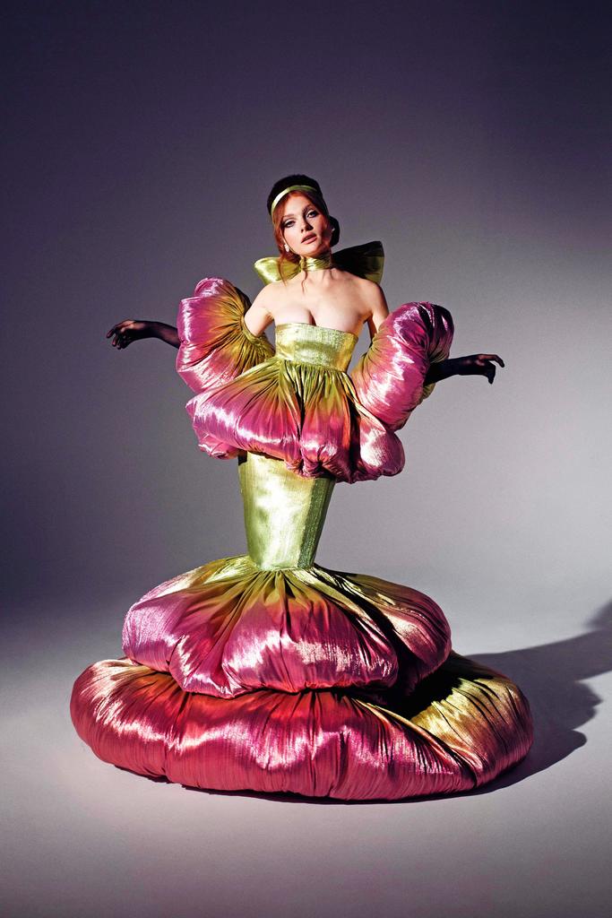 Miss Sohee (née en 1996), The Peony Dress, 2020. Graduation collection « The Girl in Full Bloom ». 