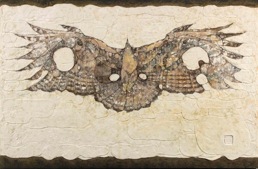 Shimomura Ryōnosuke (1923-1998), Tournoiement, 1984. Pâte à papier, couleurs et encre sur papier marouflé sur bois. Paris, musée Cernuschi, don Shimomura Shizue. 