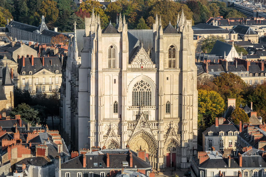 La cathédrale Saint-Pierre-et-Saint-Paul, au centre-ville de Nantes, a rouvert ses portes le 27 septembre après plus de cinq ans de travaux (photo avant l'incendie).