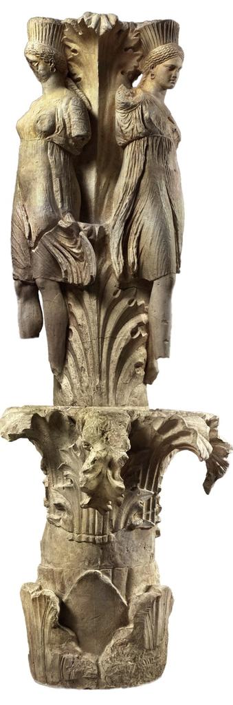 Colonne des danseuses à Delphes. Tirage en plâtre.