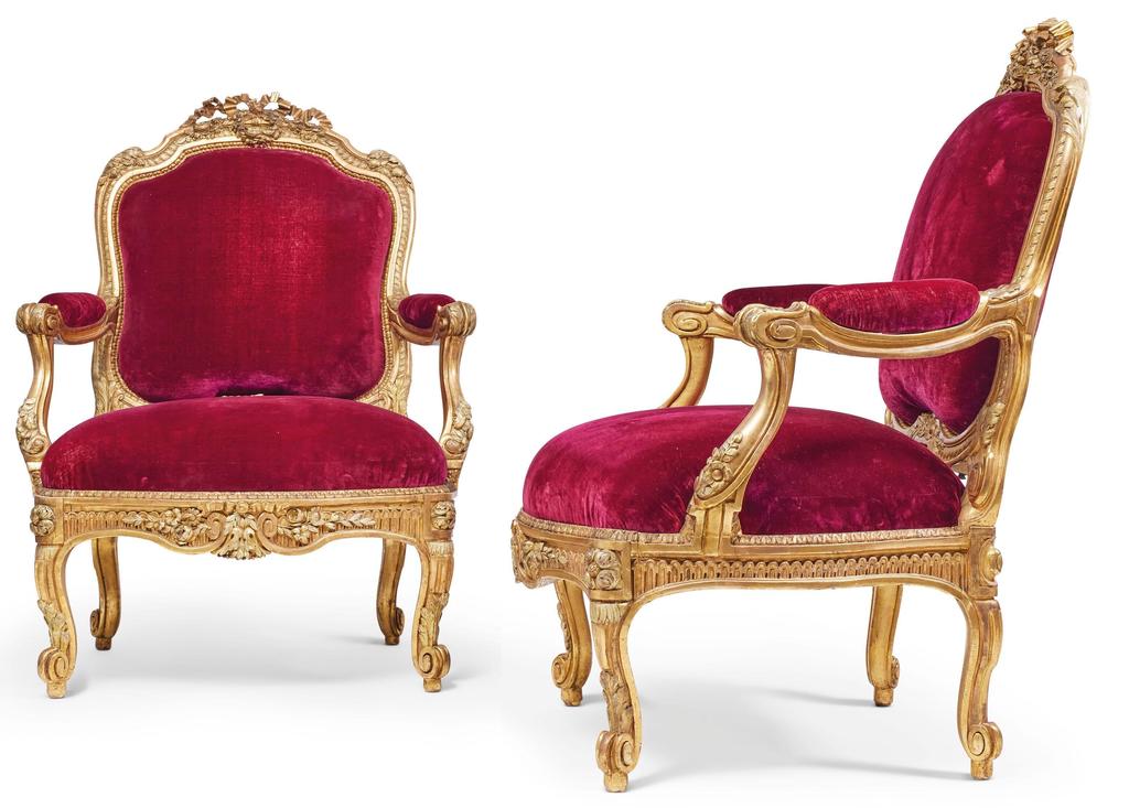 Louis Delanois (1731-1792), paire de fauteuils à la reine, vers 1770. Noyer doré, 108 x 84 x 57,2 cm. Collection particulière. 