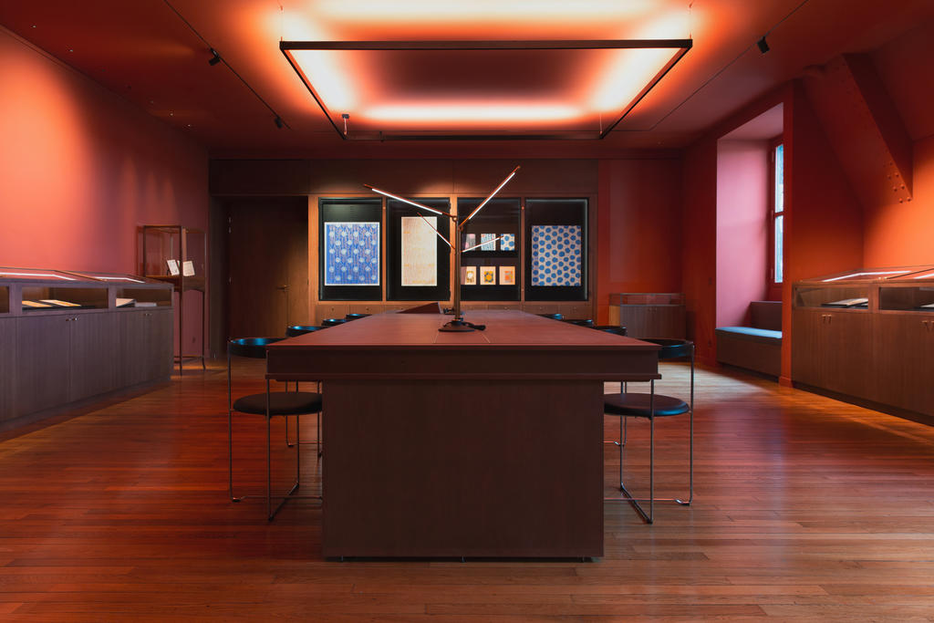 Le cabinet des Dessins, Papiers peints et Photographies, inauguré en mars 2025 au musée des Arts décoratifs. 