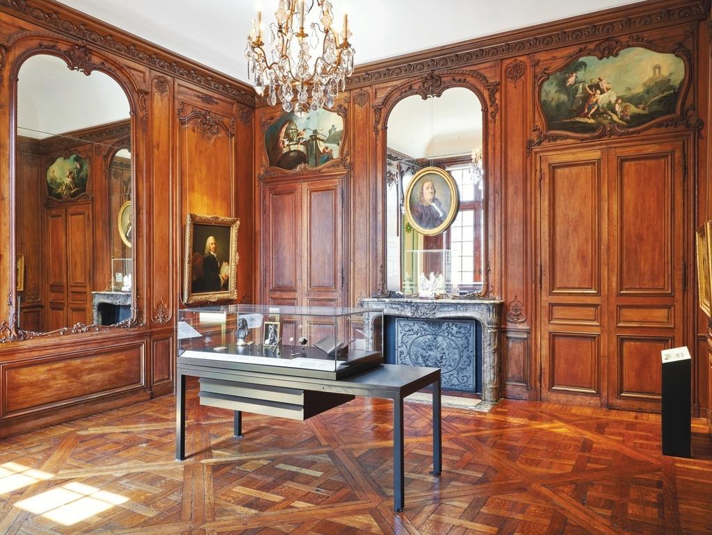 La salle dédiée au Paris des Lumières.