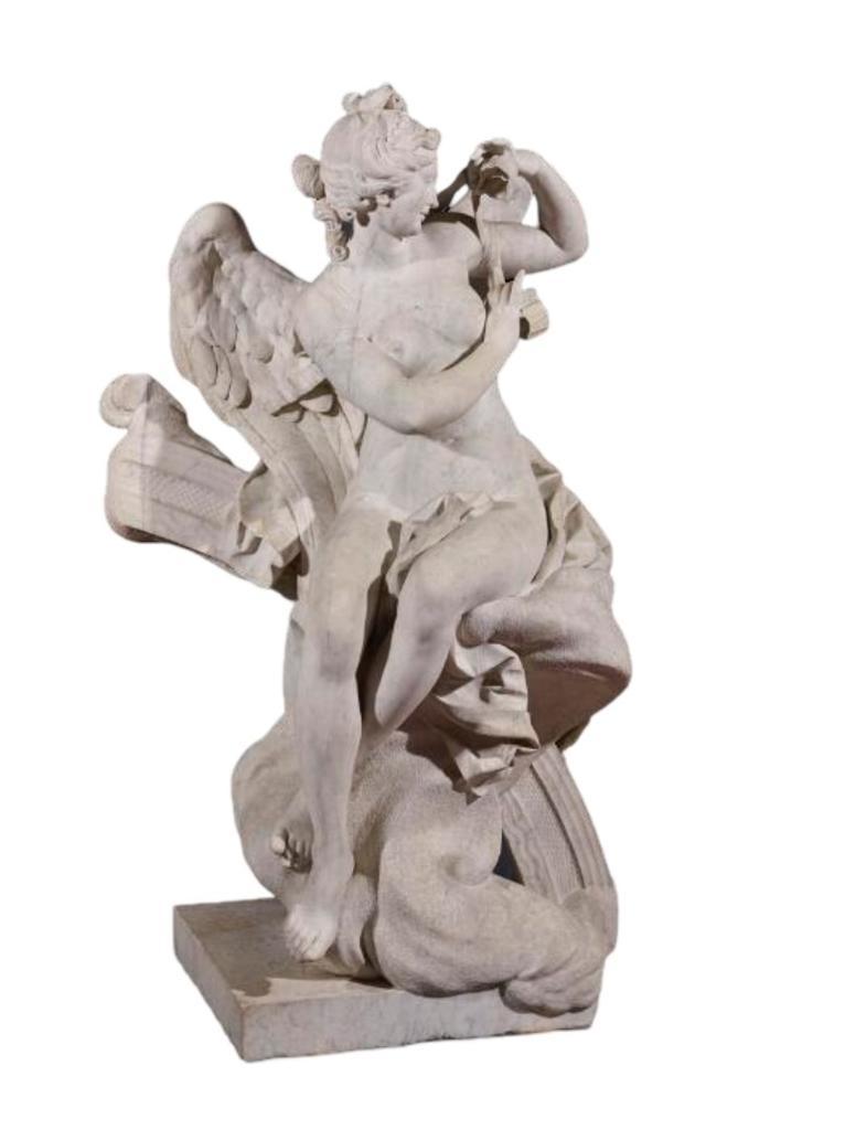Nicolas Sébastien Adam et Claude Michel dit Clodion, Iris qui attache ses ailes, 1745-1780. Marbre, 195 x 110 x 80 cm. Versailles, musée national des châteaux de Versailles et de Trianon.