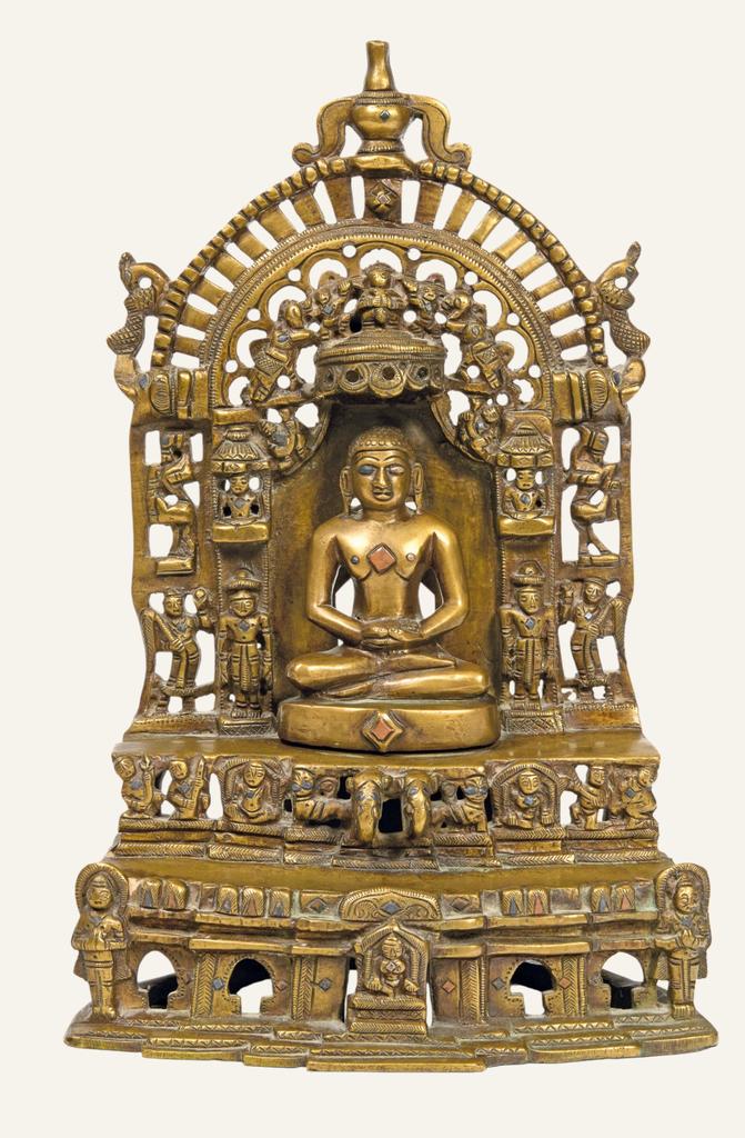 Inde, XIXe siècle. Autel en laiton et cuivre, H. 30,5 cm. Vente Paris, Auction Art, 6 juin 2025. Experts : cabinet Portier et associés. Estimé : 400/600 € Adjugé : 483 € (frais inclus)