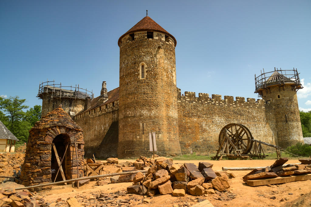 Le chantier du château de Guédelon, en Bourgogne, mai 2023.