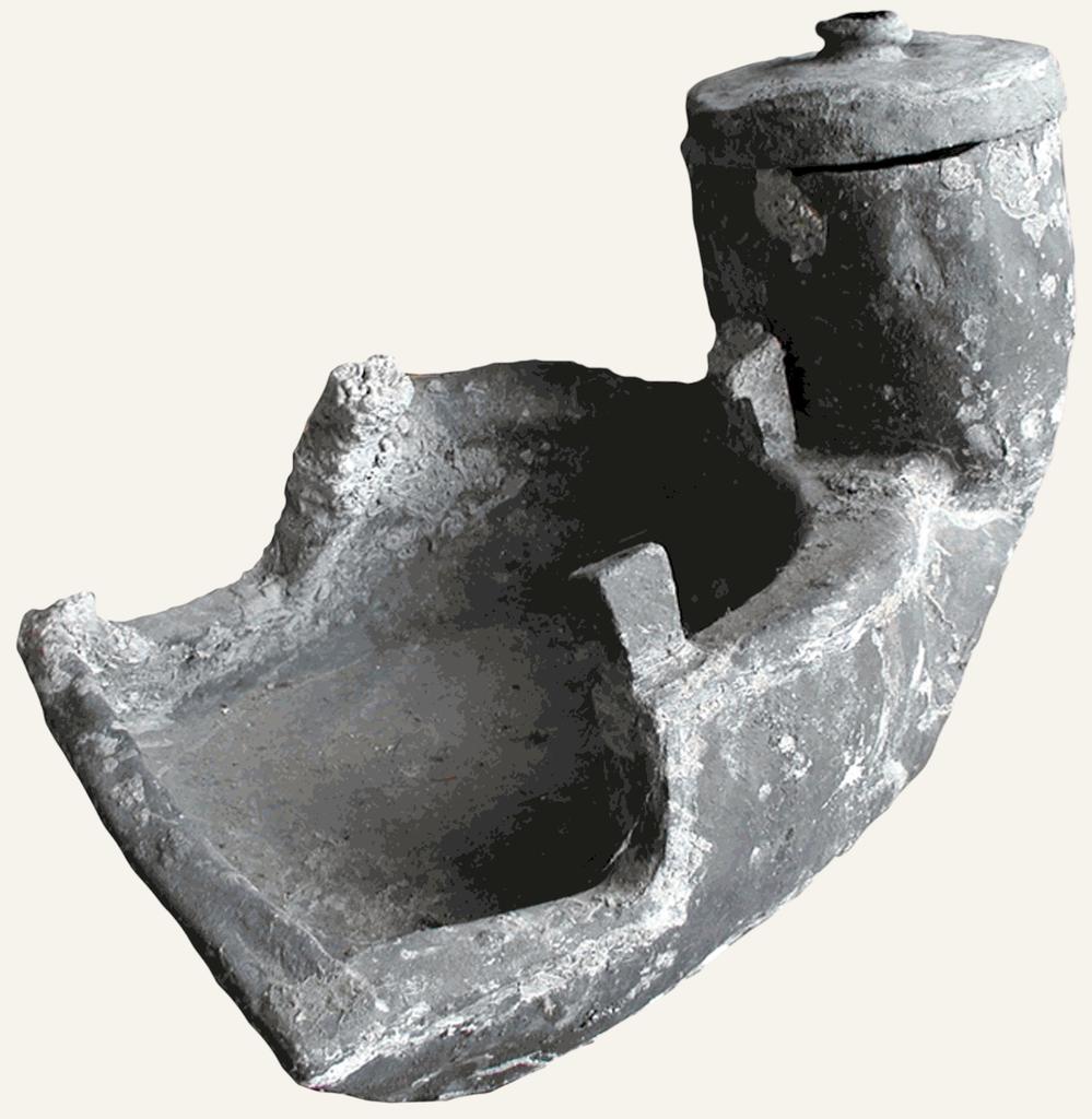 Plomb, Ier siècle. Provenance : Saint-Raphaël, épave Barthélemy B. Fouille A. Joncheray, découverte A. et J.‑P. Joncheray. Inv. BB9504.