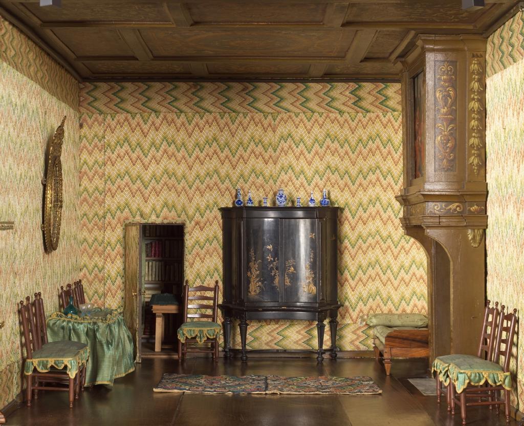 Bibliothèque de la maison de poupées de Petronella Oortman. Amsterdam, Rijksmuseum.