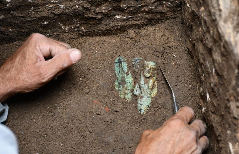 Apparition des premiers ouchebtis.