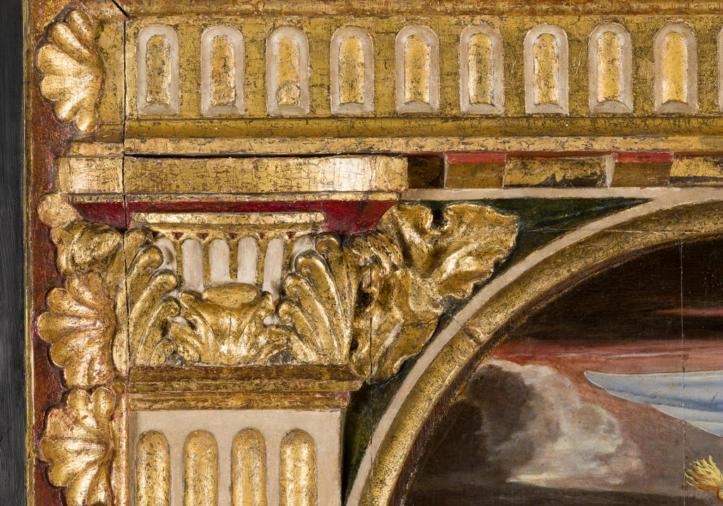 La polychromie d’origine du cadre du Triptyque de Moulins a été révélée au cours de la restauration. 